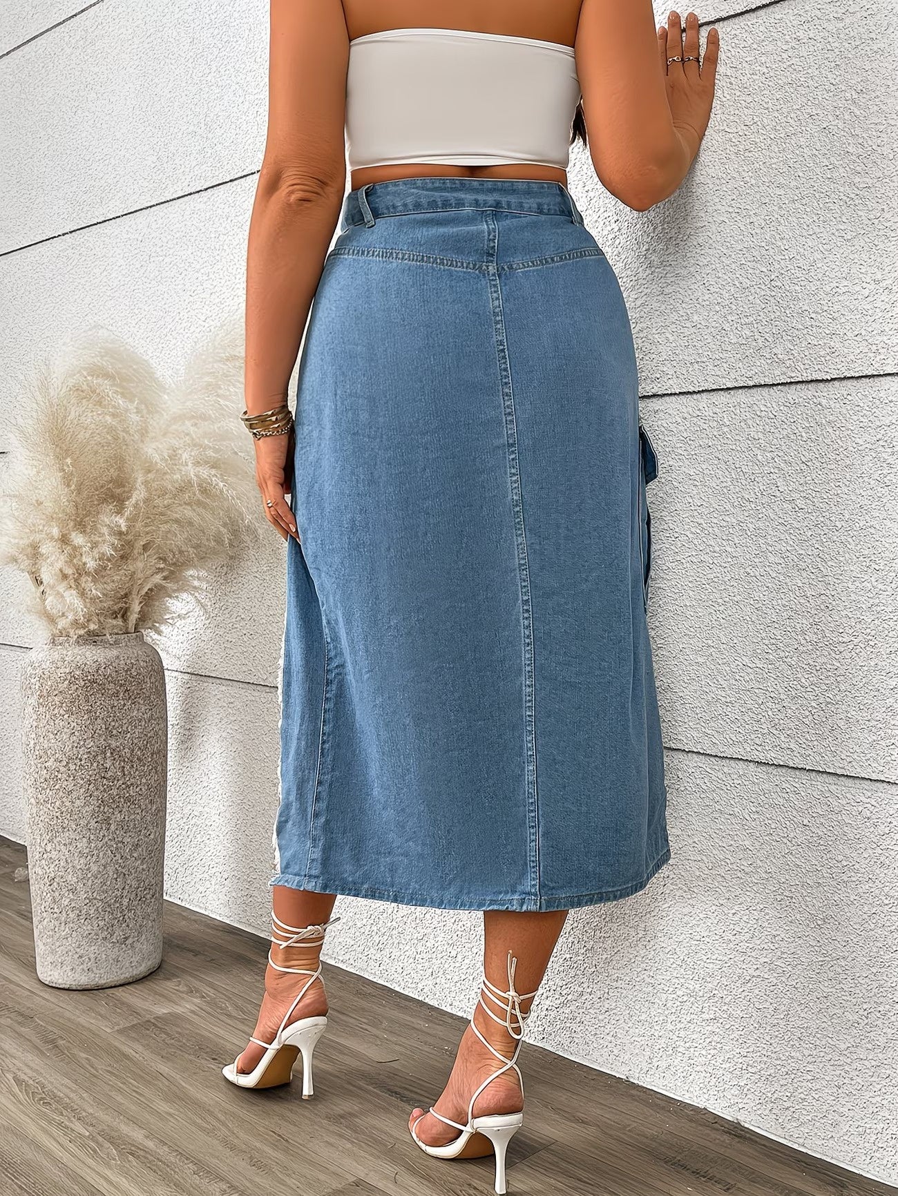 Women's Midi Skirt with Cargo Pocket
